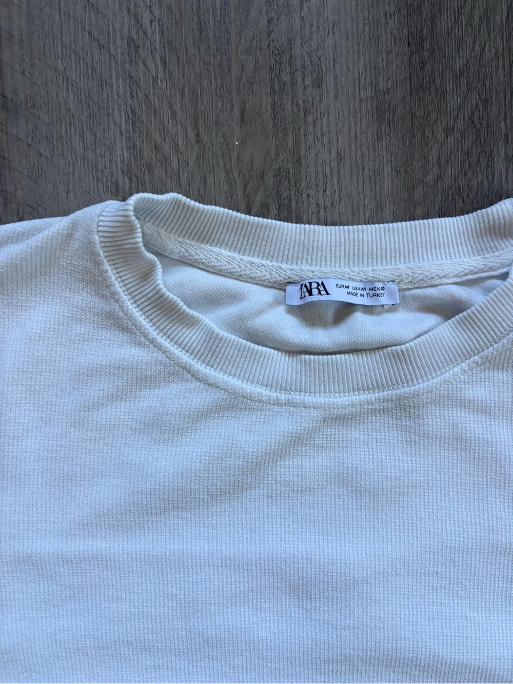 Zara White Short Sleeve Crewneck Tee View 3